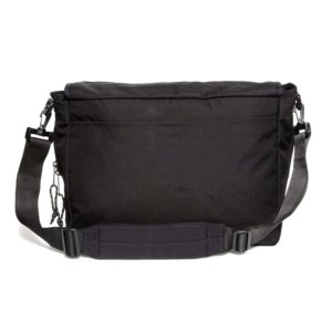 eastpak-umhaengetasche-schwarz