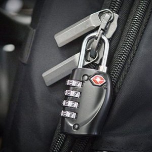 koffer-mit-kofferschloss